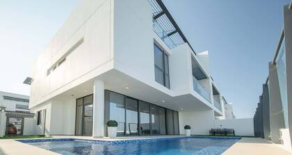 Beachfront Villa W Private Pool & Sea Views