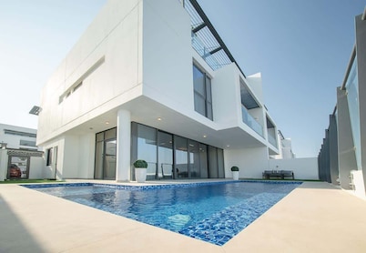 Beachfront Villa W Private Pool & Sea Views