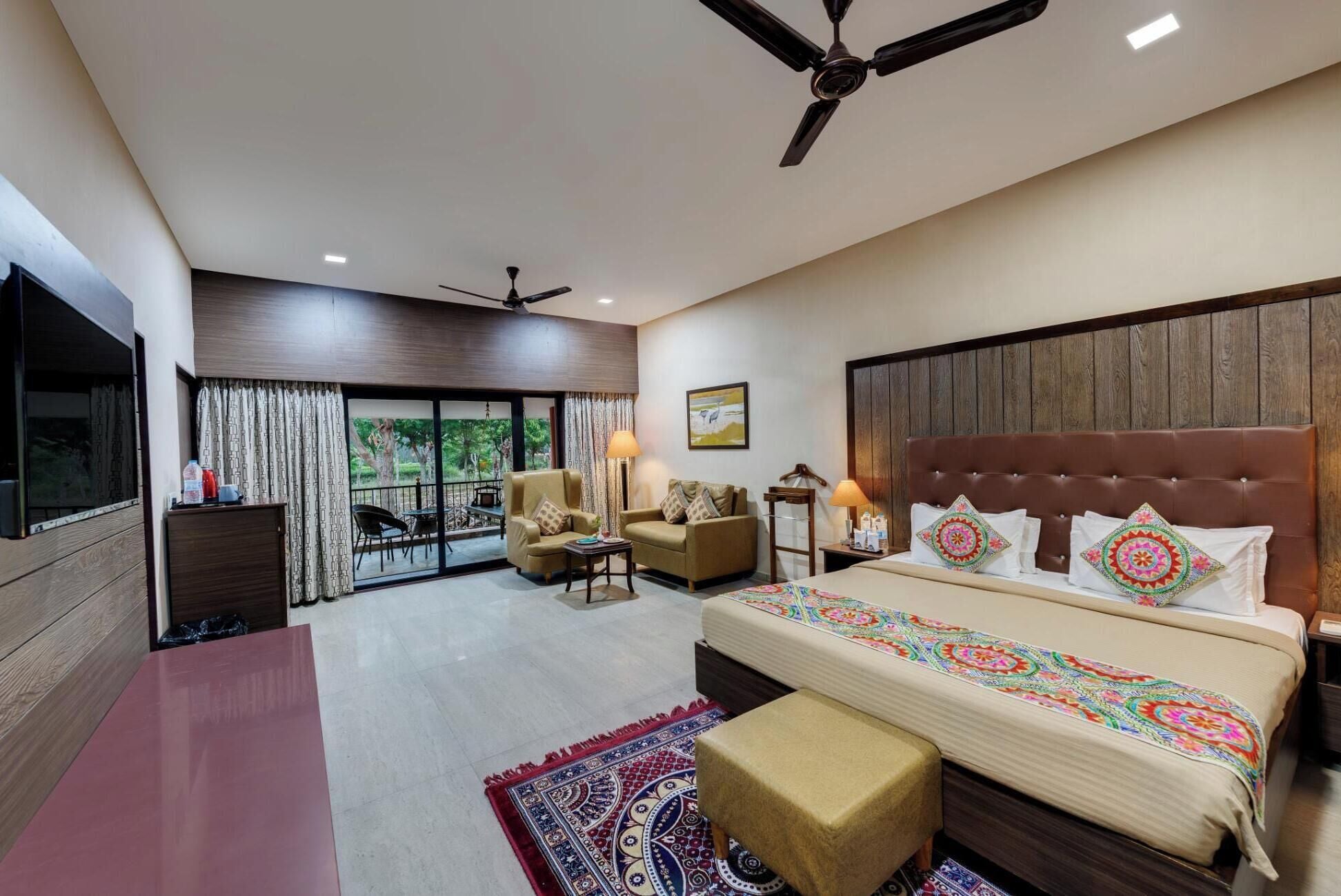 Luxury Room | Garden view