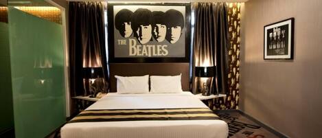 Rom – exclusive | Skrivebord, strykejern/-brett og wi-fi (inkludert)