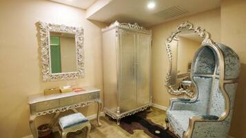 Premier kamer | Een bureau, een strijkplank/strijkijzer, gratis wifi