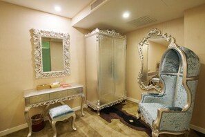 Premier kamer | Een bureau, een strijkplank/strijkijzer, gratis wifi