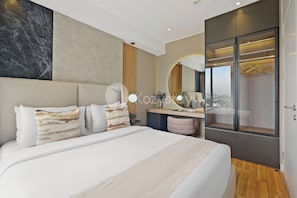 Appartement, 2 chambres, vue sur la ville | Bureau, espace de travail pour ordinateurs portables