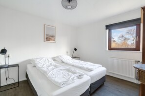 Bungalow | 3 sovrum, unika möbler och sängkläder