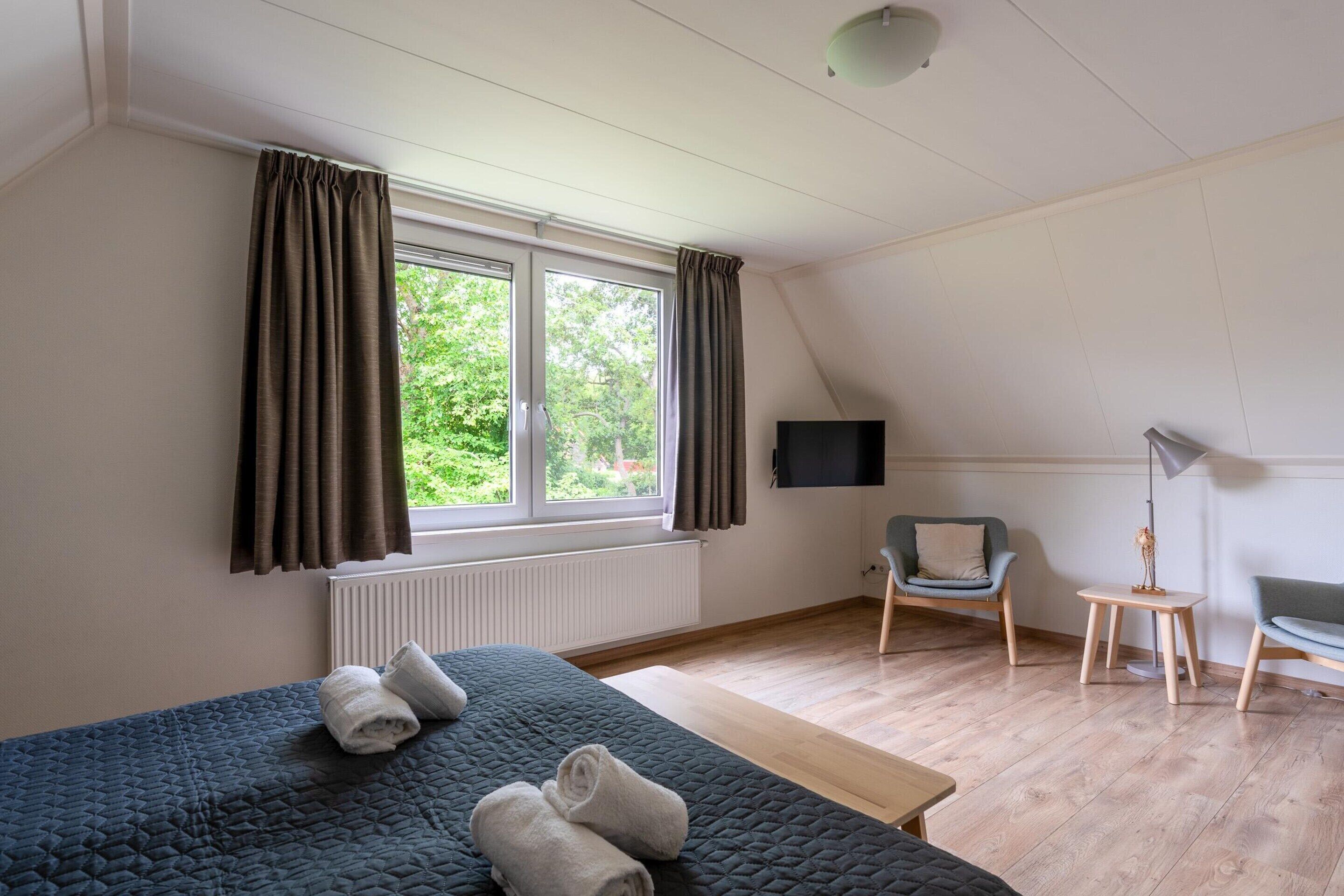 Huis | 3 slaapkamers, individueel gemeubileerd, beddengoed