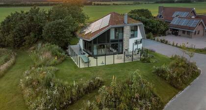 Modern, Luxurious and Sustainable Nature Villa