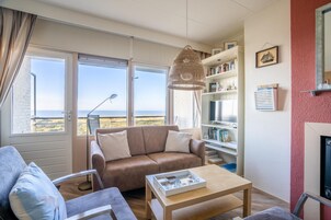 House | Living room