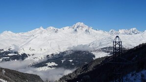 Unclassified image, 2 of 3, button - Studio for 5 People in Arc 2000 With View of the Slopes and the Resort (Bourg-Saint-Maurice)