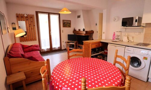 Apartment for 2 to 4 People in a Quiet Chalet