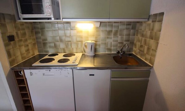 Fridge, dishwasher, electric kettle, toaster - VAL Thorens 4 People Slalom District Near Shops AND SKI Slopes (Les Belleville)