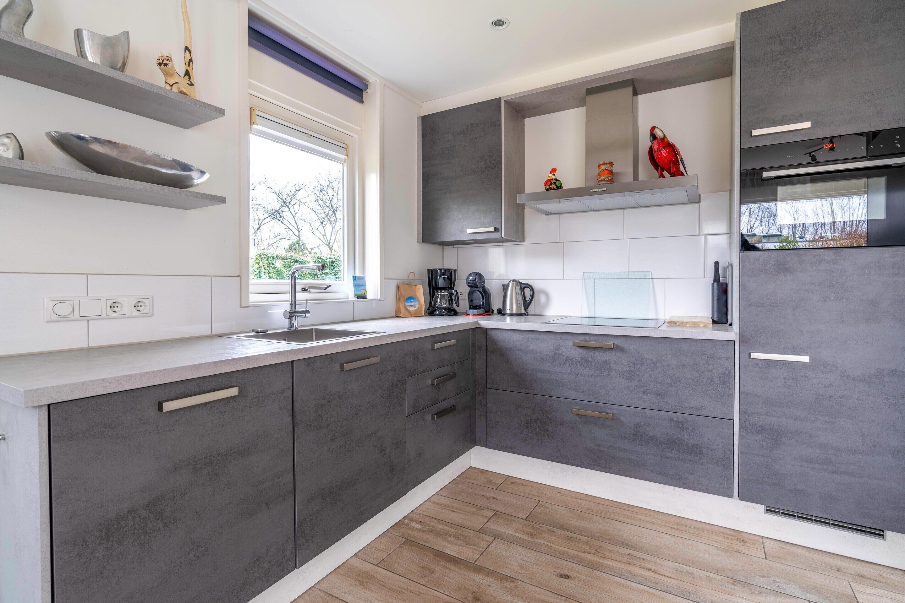 Bungalow | Eget kjøkken | Høy barnestol