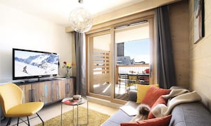 Living area - Phoa12 A South-facing Cocoon in the Heart of the Alpe Ski-in/ski-out Residence (Huez)