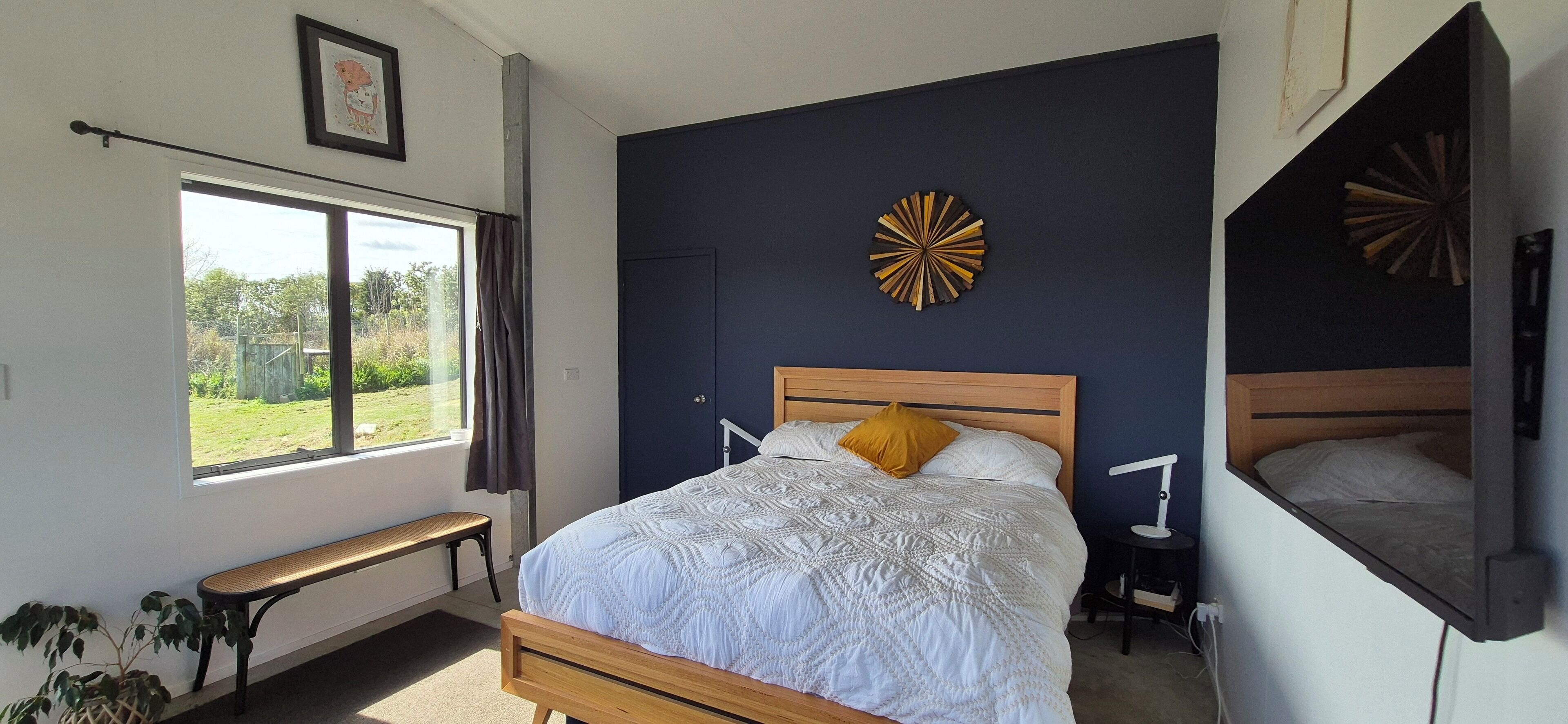 1 غرفة نوم ومكواة/لوح كي وخدمة الإنترنت وملاءات أسرّة