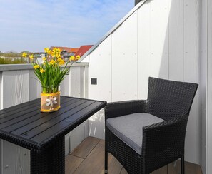Apartment | Balcony - Ferienwohnung mit Balkon in Bensersiel (Esens)