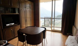 Interior - Studio Cabin for 4 People (Orcieres)