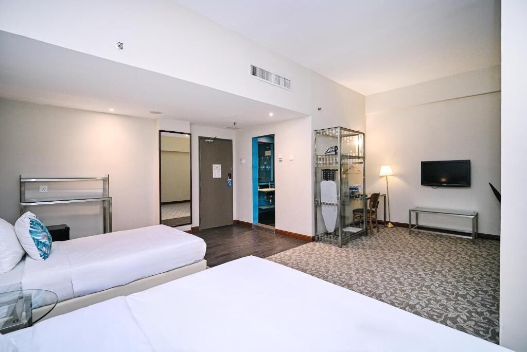 標準三人房 | 書桌、熨斗/熨衣板、免費無線上網