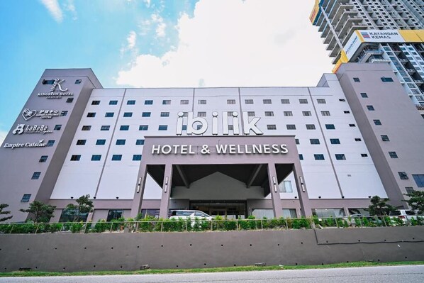 Front of property - Kingston Hotel 10 at Bukit Jalil (Seri Kembangan)