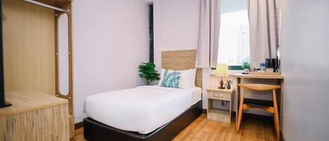 Deluxe-Einzelzimmer | Schreibtisch, Bügeleisen/Bügelbrett, kostenloses WLAN