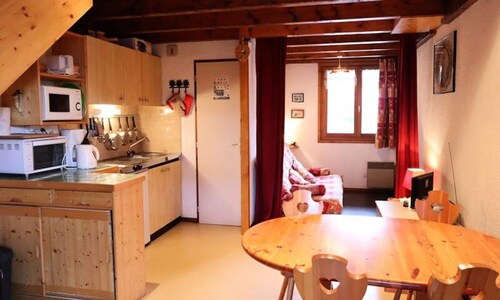 33m2 Duplex for 4 People in a Quiet Area