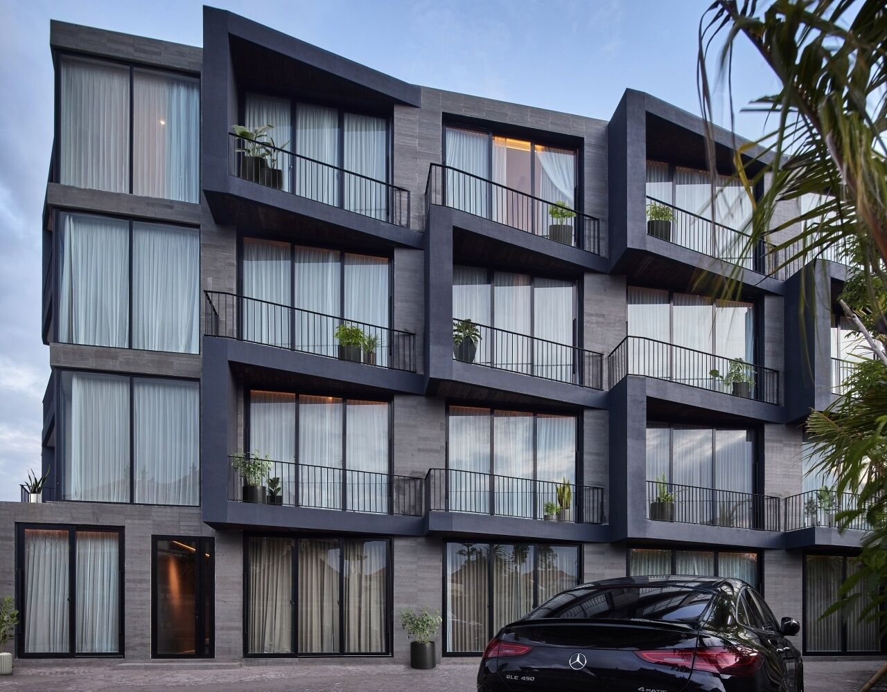 Bagian depan properti