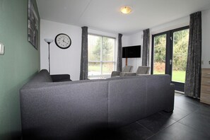 Living room - Modern Bungalow in Ewijk for 6 (Ewijk)
