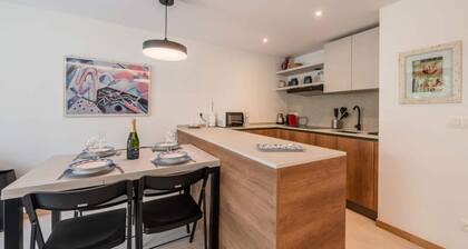 Apartment With Breathtaking Views of the Drus