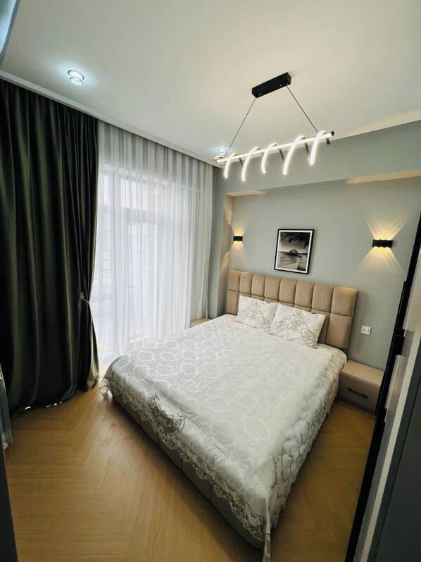 In-room safe, desk, laptop workspace, blackout drapes