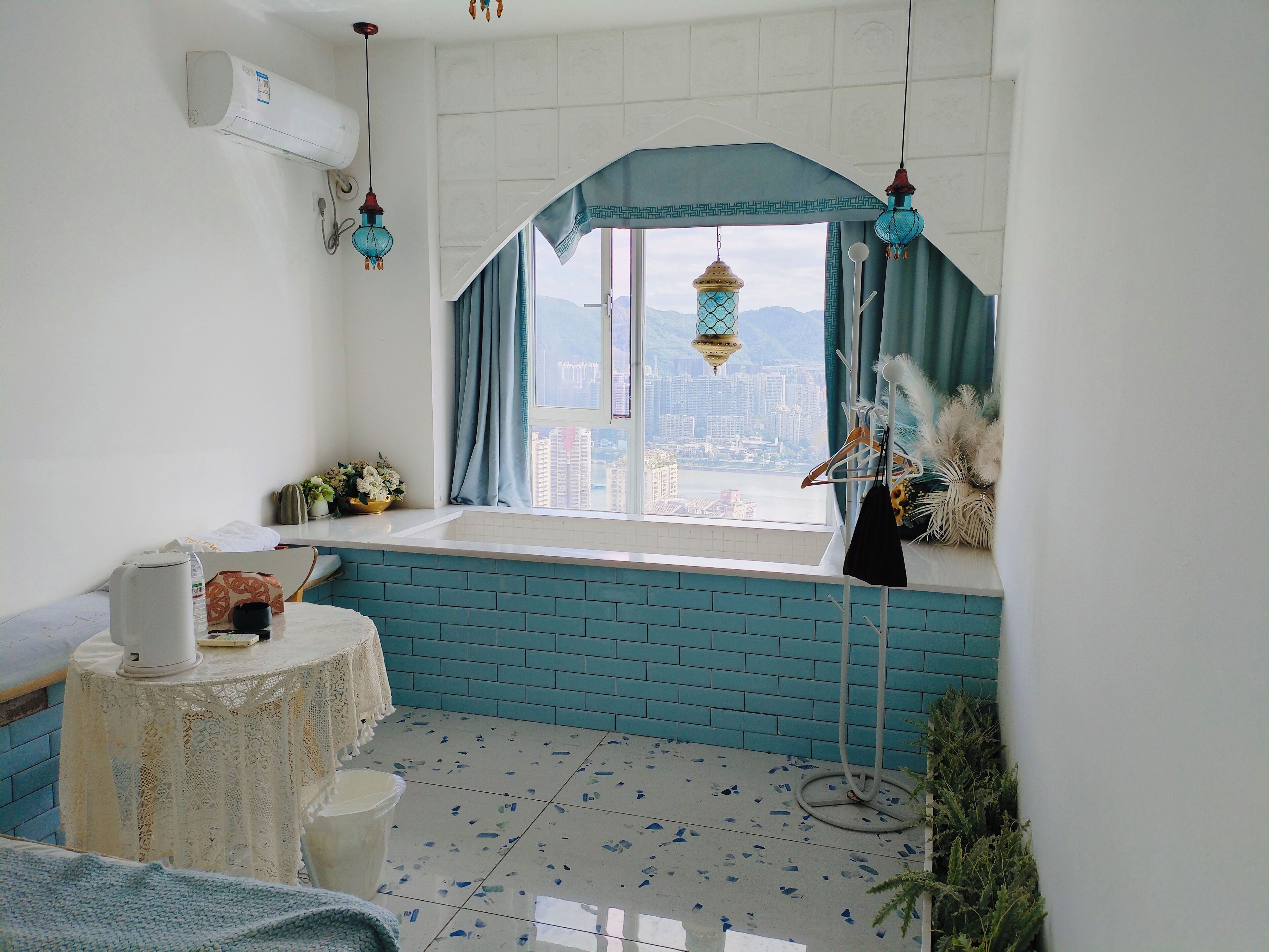 Basic Room, City View | Free WiFi