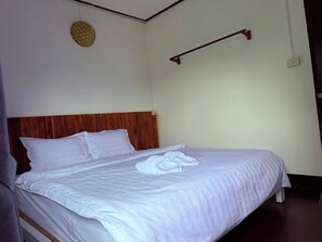 Standard Double Room, Mountain View | Free WiFi