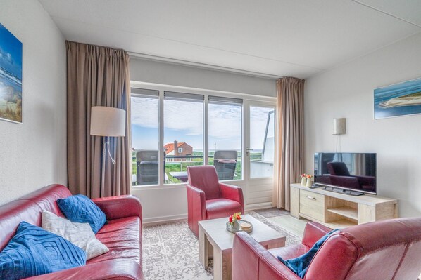 Apartment | Living room - 4 Person Apartment With sea View (De Koog)