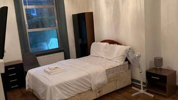 1 bedroom, internet, bed sheets