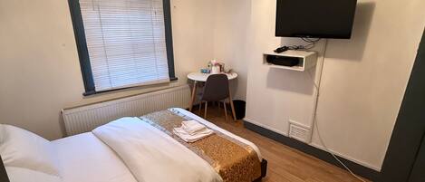 1 bedroom, Internet, bed sheets