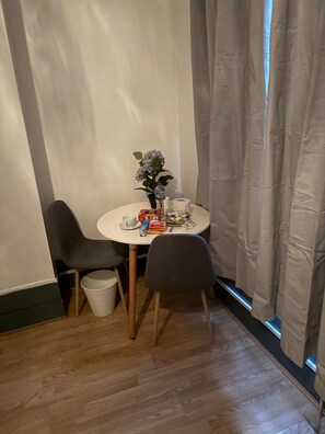 تناول الطعام