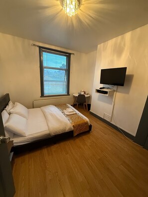 1 bedroom, Internet, bed sheets