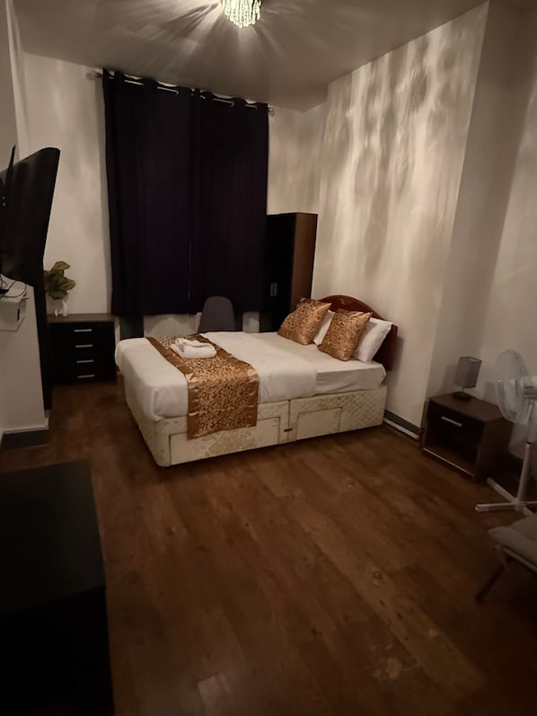 1 bedroom, internet, bed sheets - Arsenal Stadium home (London)