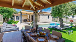 Restauration extérieure