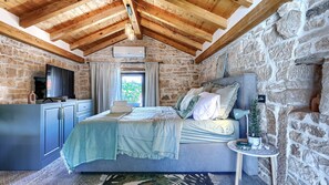 4 chambres, fer et planche à repasser, Wi-Fi gratuit, draps fournis