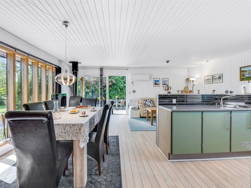 "Naema" - 500m from the sea by Interhome