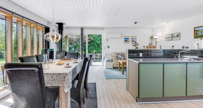 "Naema" - 500m from the sea by Interhome