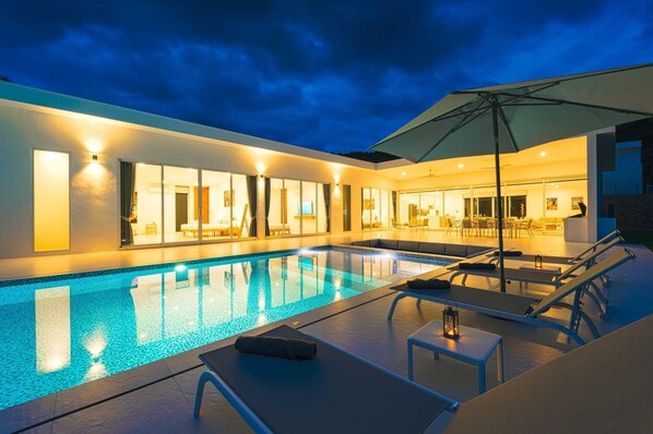 Piscine extérieure