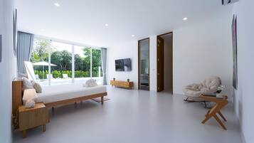 Maison, piscine privée, vue jardin | Coffres-forts dans les chambres, rideaux occultants