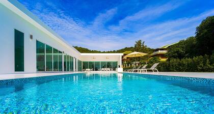 Luxury Villa at Palm Hills GolfClub PH4A