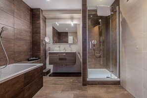 Apartment | Bathroom