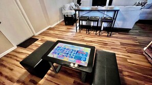 Games room - Hot tub, Sauna,Views,Grill,Fire Pit, Ping Pong, Pool Table, Arcade! (Albrightsville)