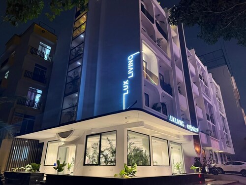 w-100 hotel_img
