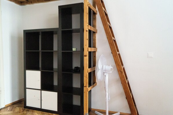 Tabla de planchar con plancha y wifi gratis 