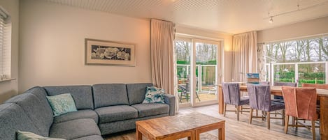 Bungalow | Living room