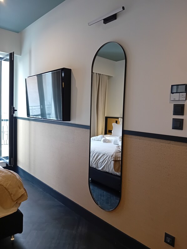 Double or Twin Room | Free WiFi