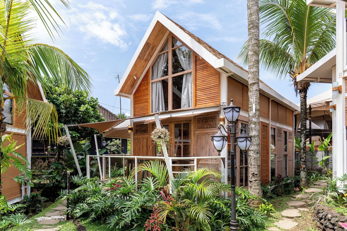 Comfort Bungalow, Garden View | Desk, free WiFi