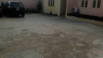 Parken ohne Service (kostenlos)